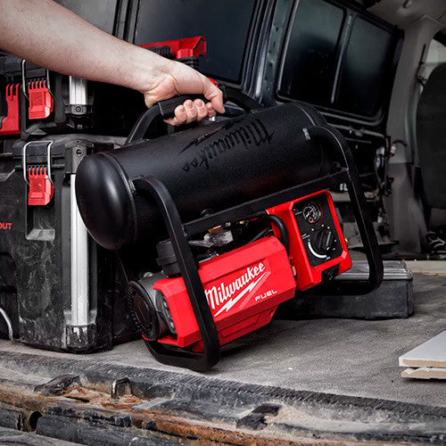 Compresseur de chantier Milwaukee M18FAC-0