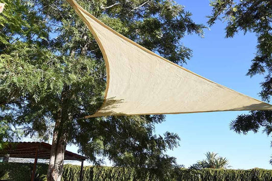 Toldo Vela Triangular Bege 3,6x3,6m Faura