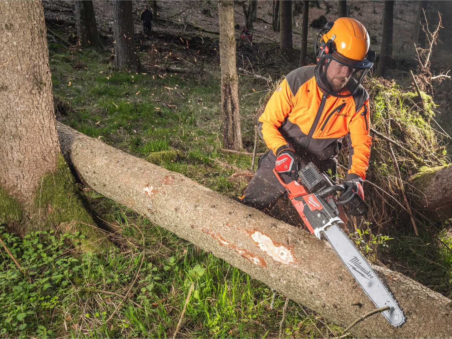 Milwaukee M18F2CHS50-802 50cm Dual Battery Chainsaw